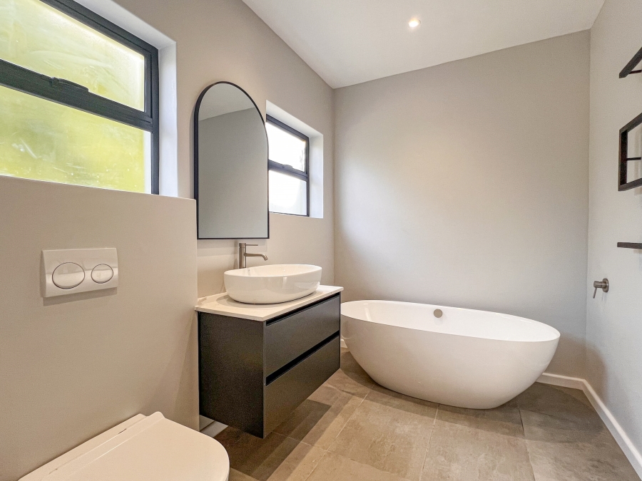3 Bedroom Property for Sale in Country Club Western Cape